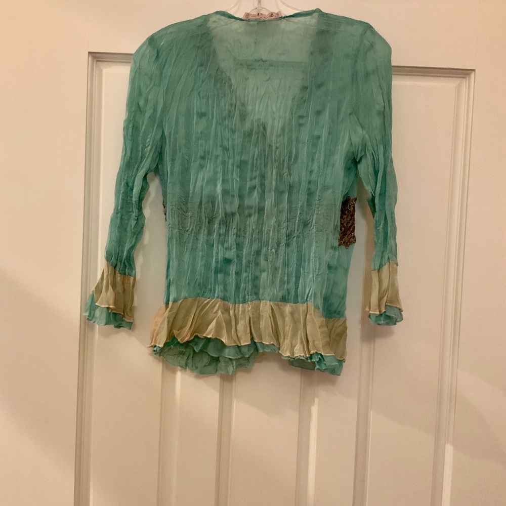 Young Essence sz Small seafoam green top - Picture 5 of 5